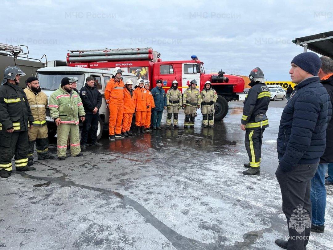 На рынке в Аксайском районе прошли пожарные учения